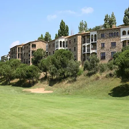 Inmas Nou With Shared Pool Appartement